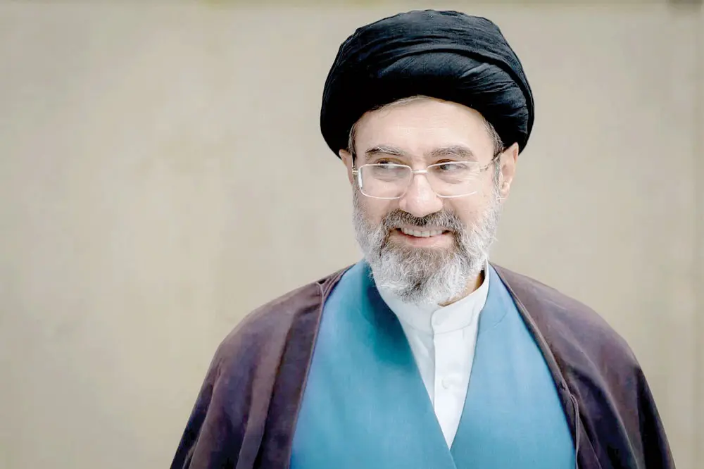 هر کار تفرقه‌انگیزی از هر فردی با هر جایگاهی در جهت مقصود دشمن است