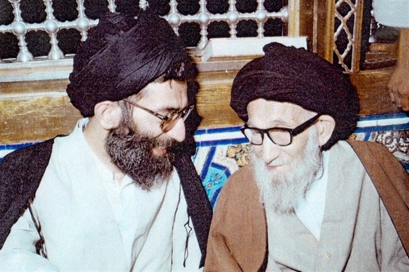 خاطرات رهبر شهید از اتفاقی که موجب خشنودی پدر شد