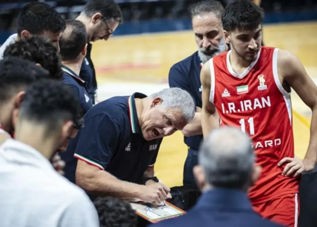 مانولوپولوس: باید بعضی وقت‌ها خوش شانس باشید/ بازی سختی با فیلیپین خواهیم داشت