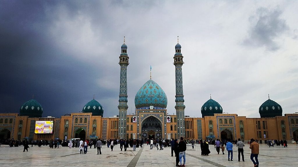 مهدویت محور وحدت/ هدایتگری که همه مذاهب را گرد هم می‌آورد