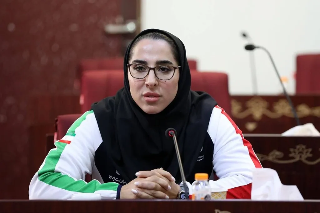 سرمربی تیم ملی وزنه‌برداری بانوان: پا به پای مردان تمرین می‌کنیم/ دنبال کسب تمام سهمیه‌های المپیک ۲۰۲۸ هستیم