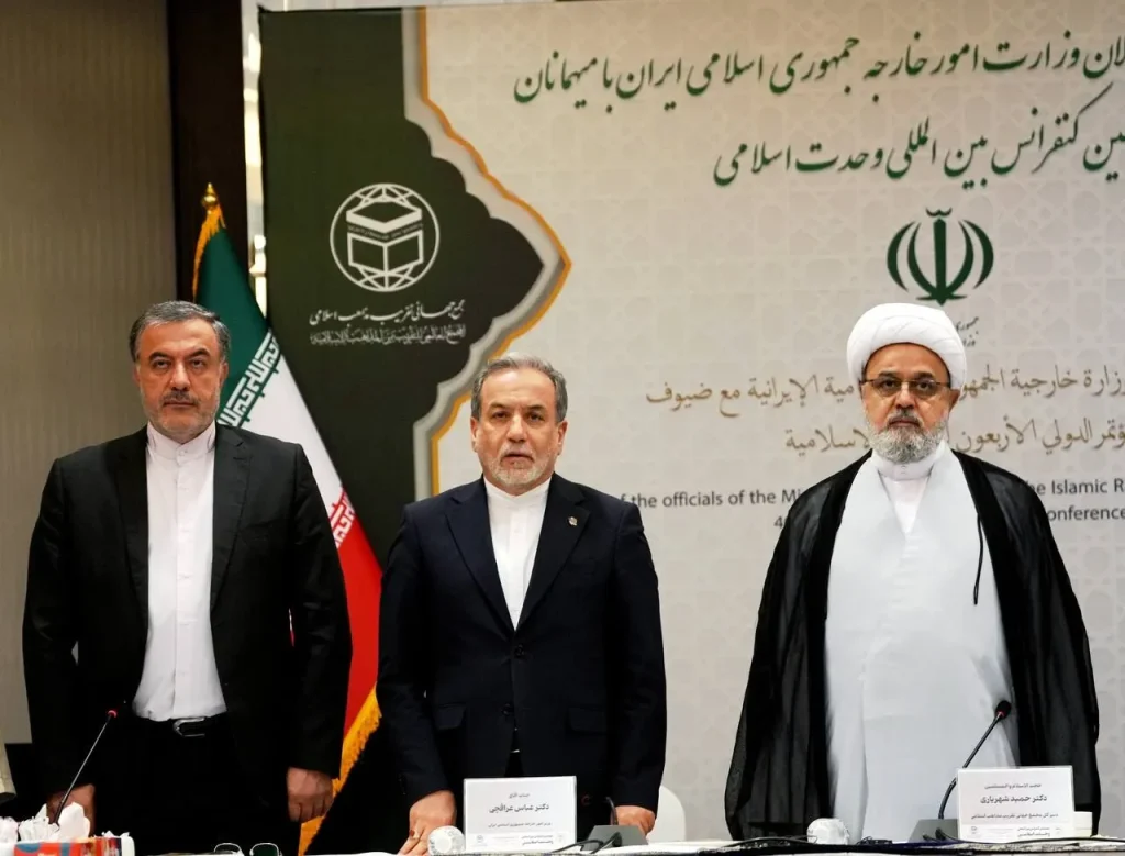 عراقچی: موشک‌های ایران امتحان خود را به خوبی پس دادند؛ منطقه به اشتباه راهبردی امنیت آمریکایی پی برد