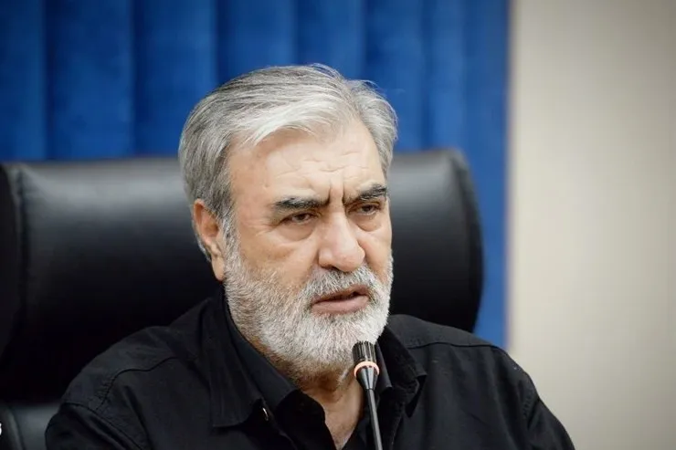 ایستادگی مردم تمام محاسبات دشمن را به هم ریخت