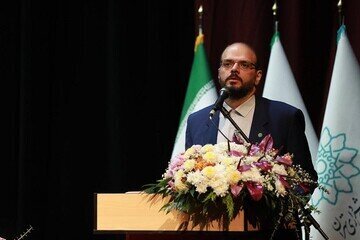 جهانِ امروز بیش از هر زمان نیازمند آموزه‌های نبوی در تقابل با یک‌جانبه‌گرایی است