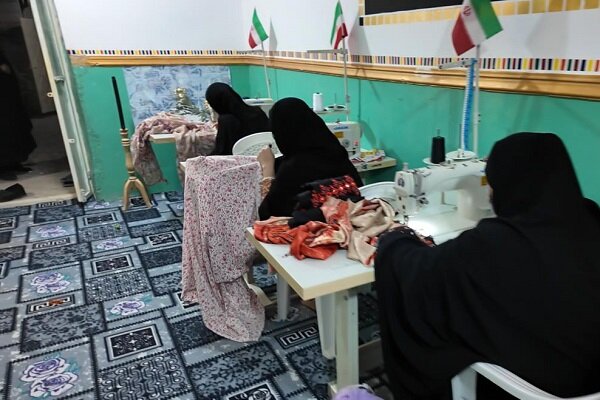 جهاد پای چرخ خیاطی؛ روایت بانویی که آموزش را نذر مردم کرد