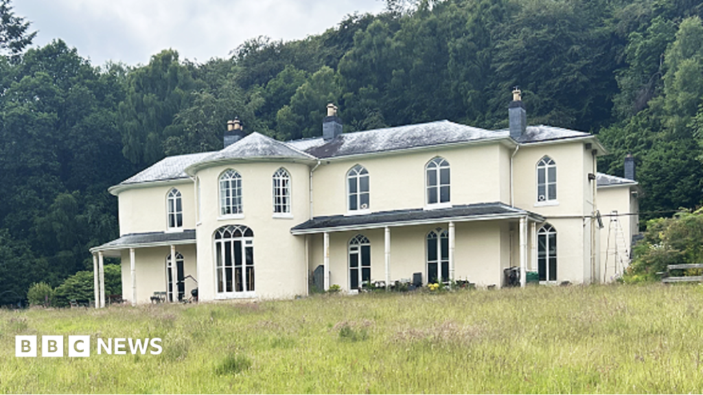 We all share a 15-acre Georgian mansion for the price of a two-bed house
