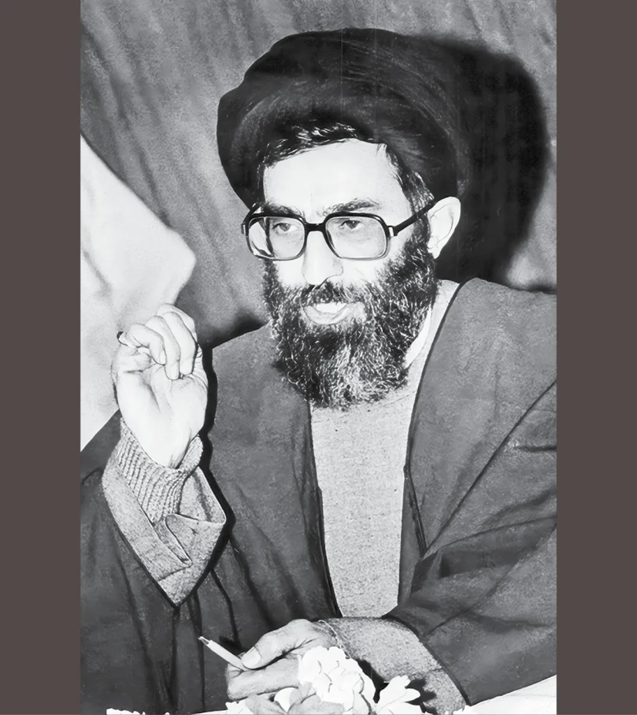 این همان کسی است که می‌خواهد «خمینی مشهد» شود!
