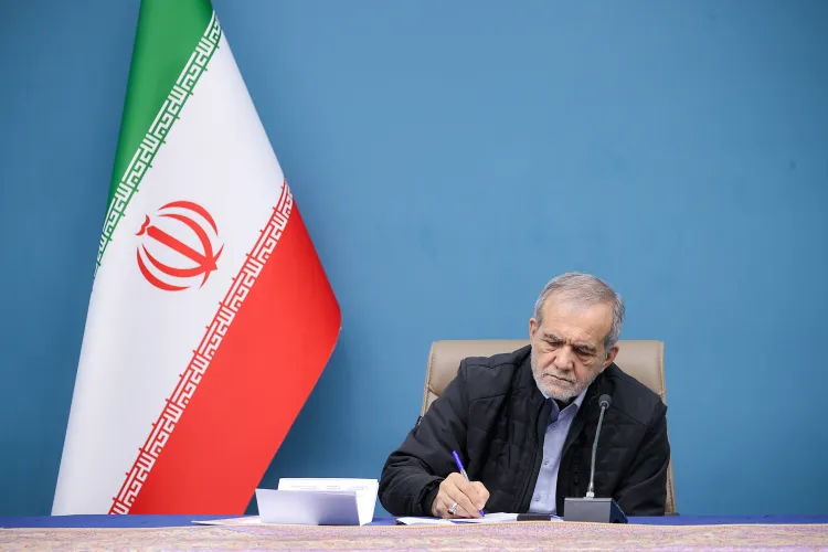 ابراز همدردی پزشکیان با دولت و ملت نپال