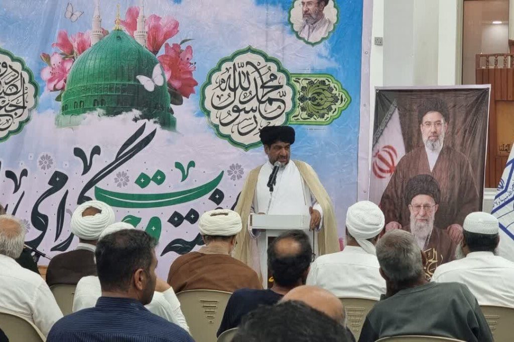 امام جمعه گناوه: وحدت مهم‌ترین عامل شکست توطئه‌های دشمن است