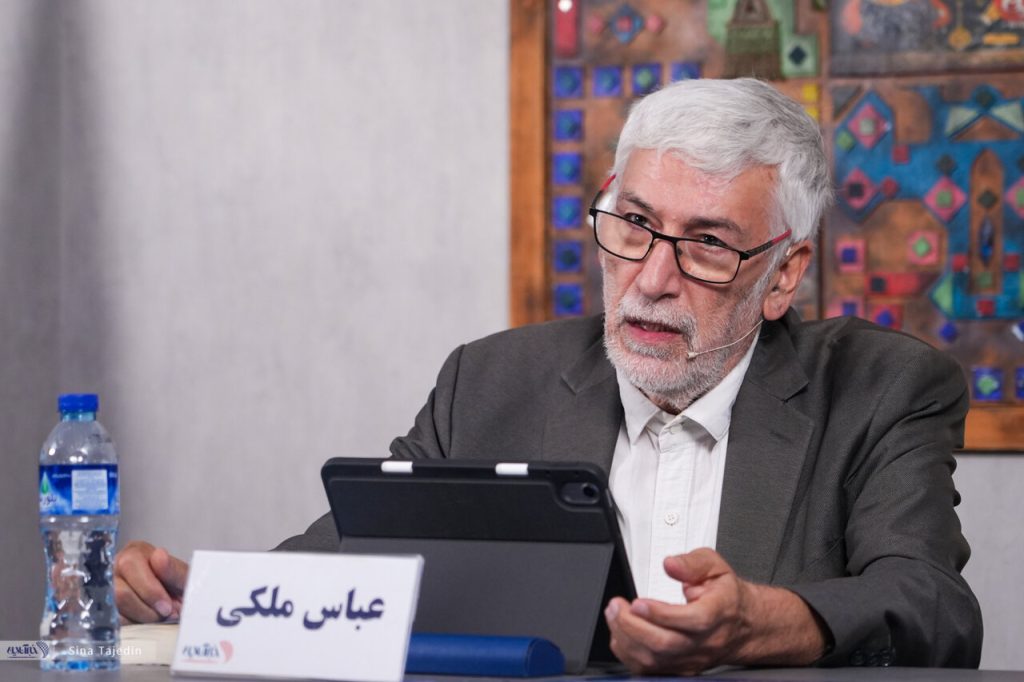 کتاب موسویان زیر تیغ نقد؛ عباس ملکی: نمی‌توان گفت اوباما همیشه سیاست تعامل داشت