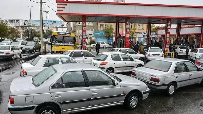 پمپ بنزین‌ها چرا تعطیل کردند