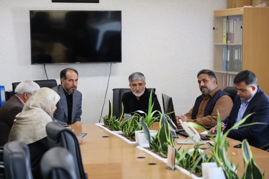 دوستعلی از انبار نفت کرمان بازدید کرد