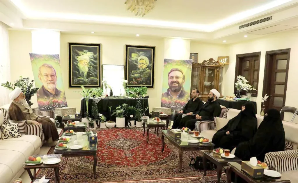 شهید لاریجانی در بزنگاه‌ها، آرامش، صلابت و عمق ایمان خود را نشان داد