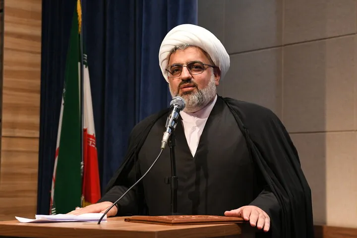 دشمن با ترویج بی حجابی به دنبال شکاف اجتماعی است