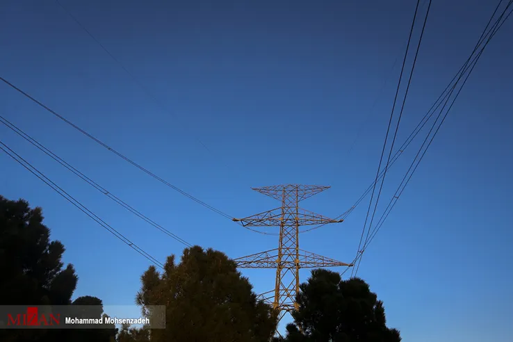 رشد ۱۹ درصدی تراز مثبت مبادلات بین‌المللی برق در اوج بار تابستان