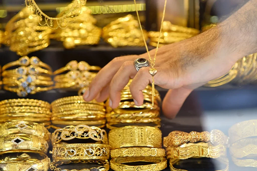 قیمت فروش طلای دست‌دوم چگونه محاسبه می شود؟