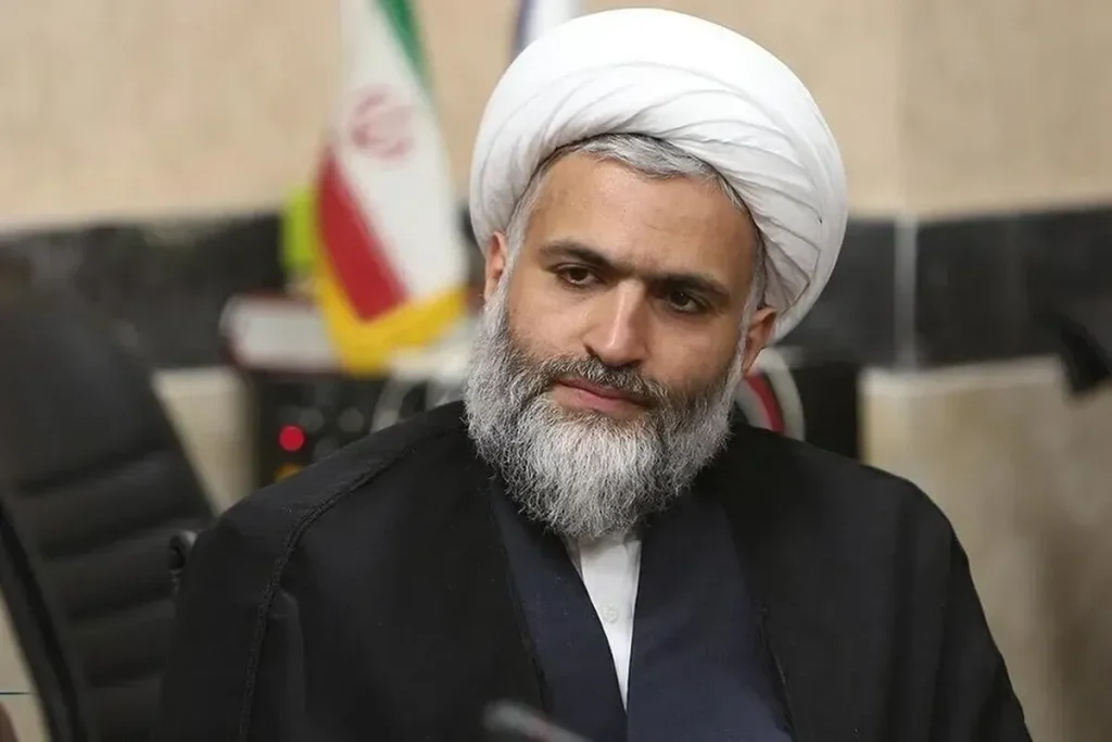 روایت تازه از روند انتخاب سیدمجتبی خامنه‌ای | عضو خبرگان: مخالفت رهبر شهید با انتخاب فرزندشان کذب است