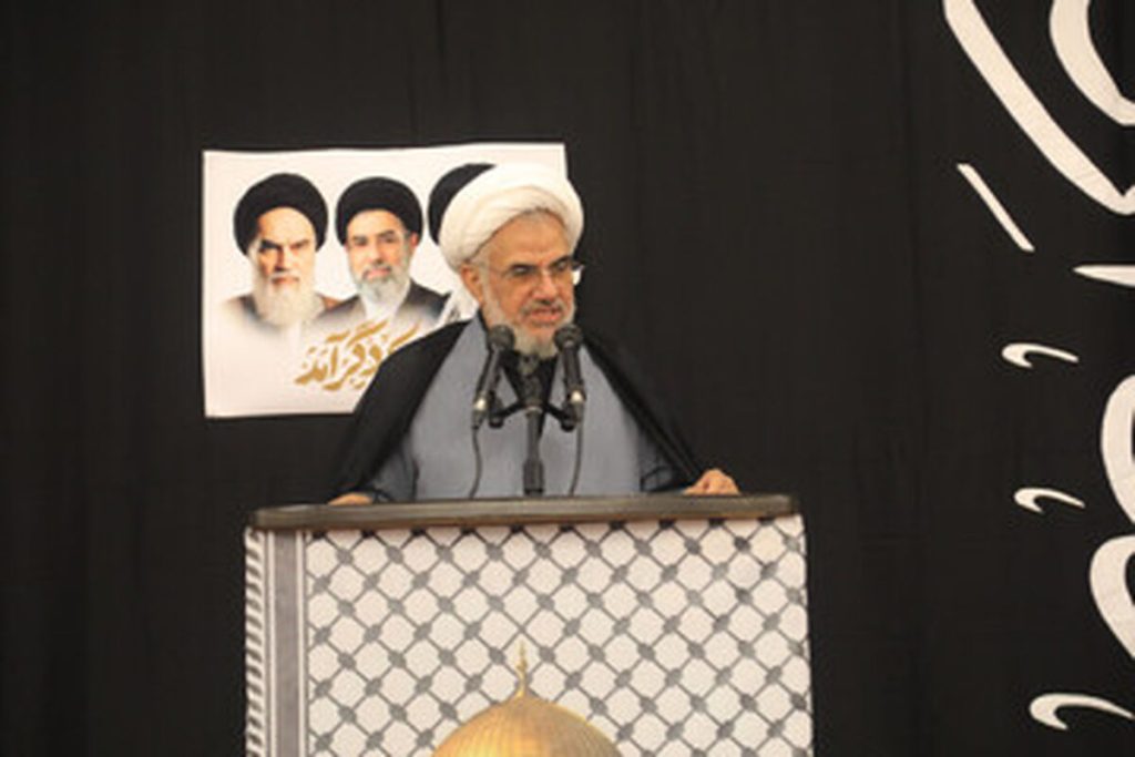 انتقاد امام جمعه بندرعباس از بلاتکلیفی بنادر شرق هرمزگان/ وعده‌های بی‌سرانجام درباره «بندر لیردف» پایان یابد