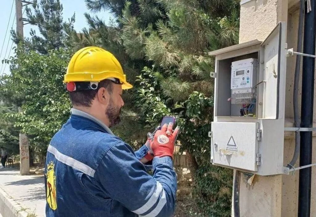 درخشش مهتاب نوزدهم در شیراز با جمع‌آوری ۱۰۸ فقره انشعاب غیرمجاز برق