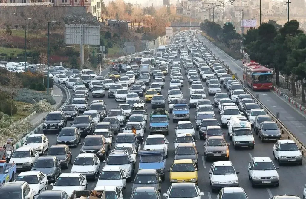 ثبت ۷۰۰ هزار تخلف حادثه ساز در بزرگراه‌های تهران