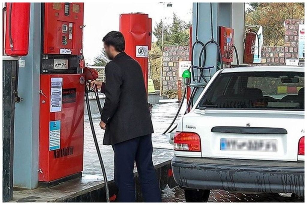 تشکیل صف طولانی در برخی پمپ بنزین ها / علت اعلام شد
