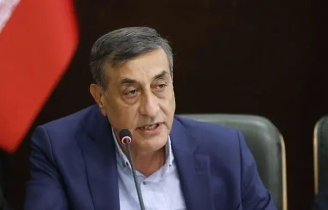 معاون پزشکیان:قیمت بنزین نیاز به اصلاح دارد