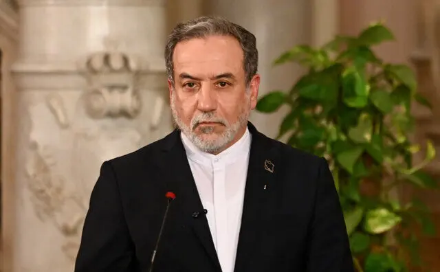 عراقچی: بازگشت تنگه هرمز به قبل از ۹ اسفند، بدون توجه به واقعیات موجود ممکن نیست