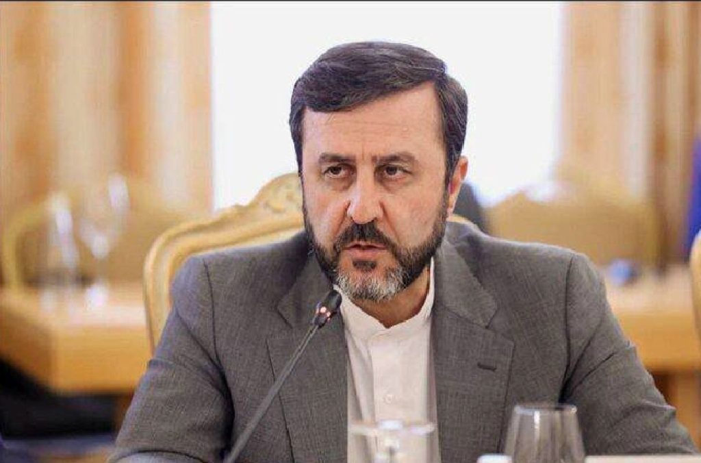 غریب آبادی: تنگه هرمز از فردا باز نمی‌شود/ مسیر جدید مانند اتوبان رفت‌وبرگشتی است