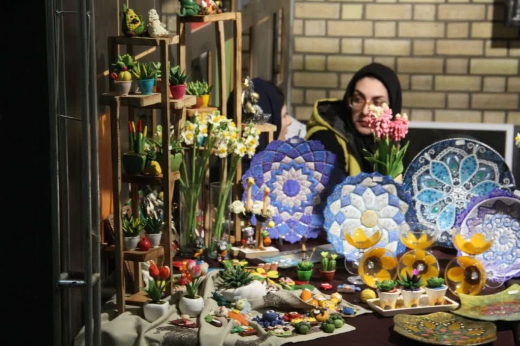 فروش بیش از ۱۰ میلیارد تومانی در شانزدهمین نمایشگاه ملی صنایع‌دستی اردبیل