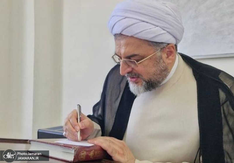عظمت پیامبر خدا (ص) در محبت او به خدا و محبوب خدا شدن است