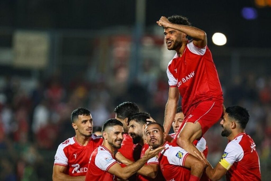 پرسپولیس با اقتدار به استقبال دربی رفت