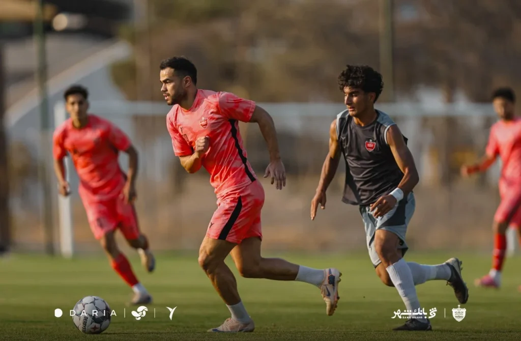 در واکنش به‌ادعای باشگاه پرسپولیس؛ اوستون اورونوف: من مصدوم نیستم