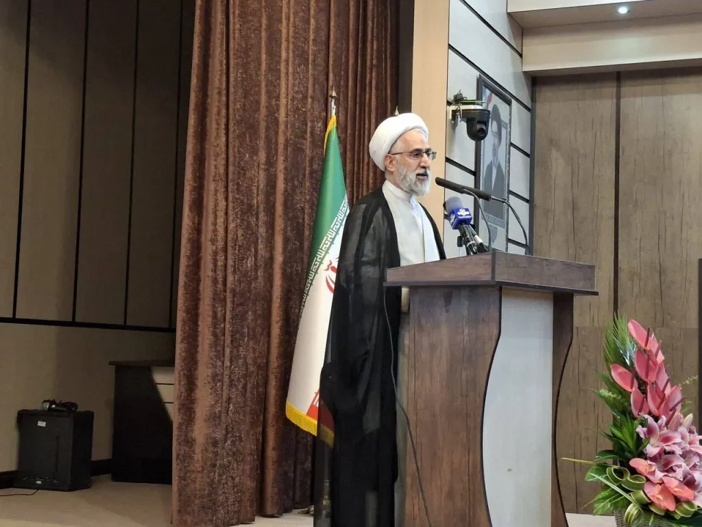 آیین تکریم و معارفه روسای قدیم و جدید دادگستری استان زنجان برگزار شد/ دادستان کل کشور: دستگاه قضا باید عملکرد خود را با تراز مطلوب نظام بازآرایی کند