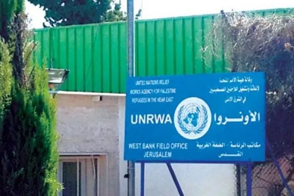 اسپانیا: حملات غیرقابل قبول تل‌آویو به مرکز آنروا را محکوم می‌کنیم