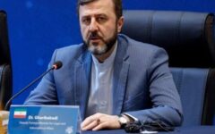 غریب‌آبادی: برای آمریکا روشن کردیم چه اقداماتی لازم است تا تنگه هرمز باز شود / با عمان تفاهم کرده‌ایم / تحریم‌ها چیز جدیدی نیست