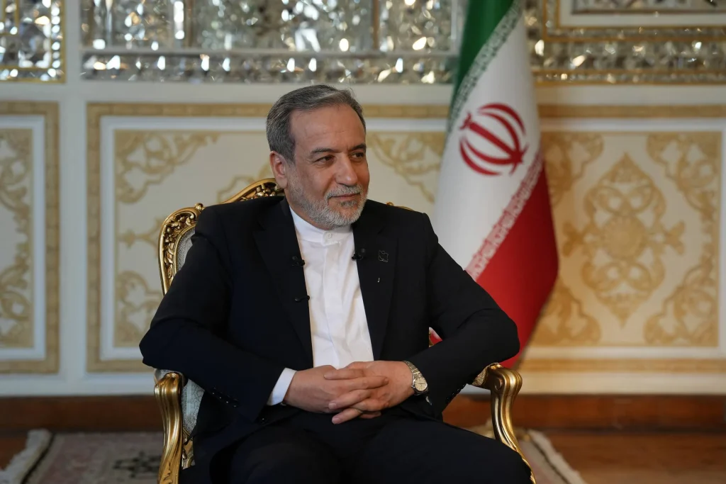 عراقچی: مردم ایران ۴۰ روز در برابر بزرگ‌ترین ارتش ظاهری دنیا ایستادند