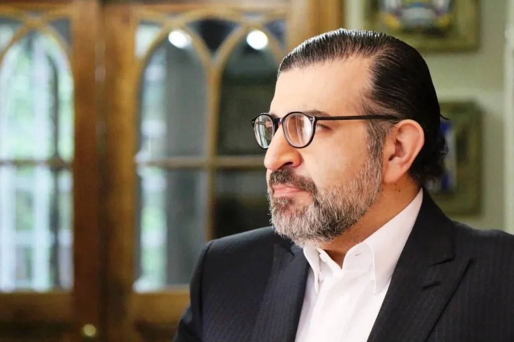 صادق خرازی: کف خیابان را نباید به افکار پریشان یکدیگر آلوده کرد