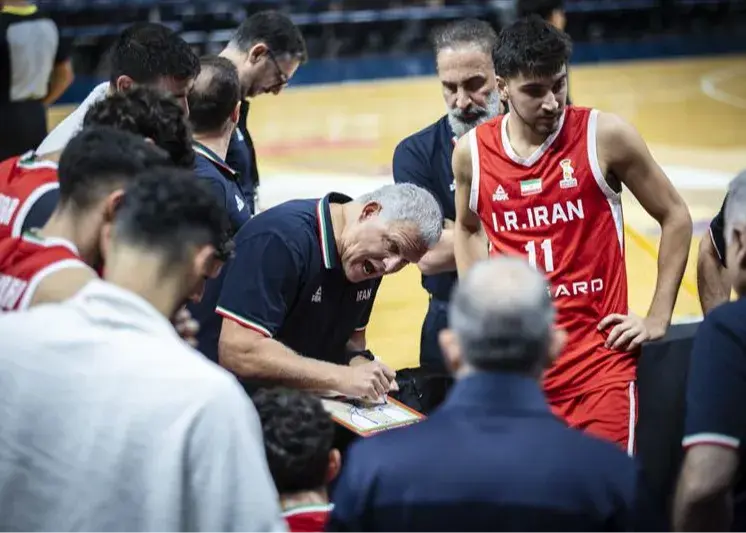 برای تغییر نسل آماده‌ام اما به باتجربه‌ها نیاز داریم:/ مانولوپولوس: به سبک بازی ایران افتخار می‌کنم