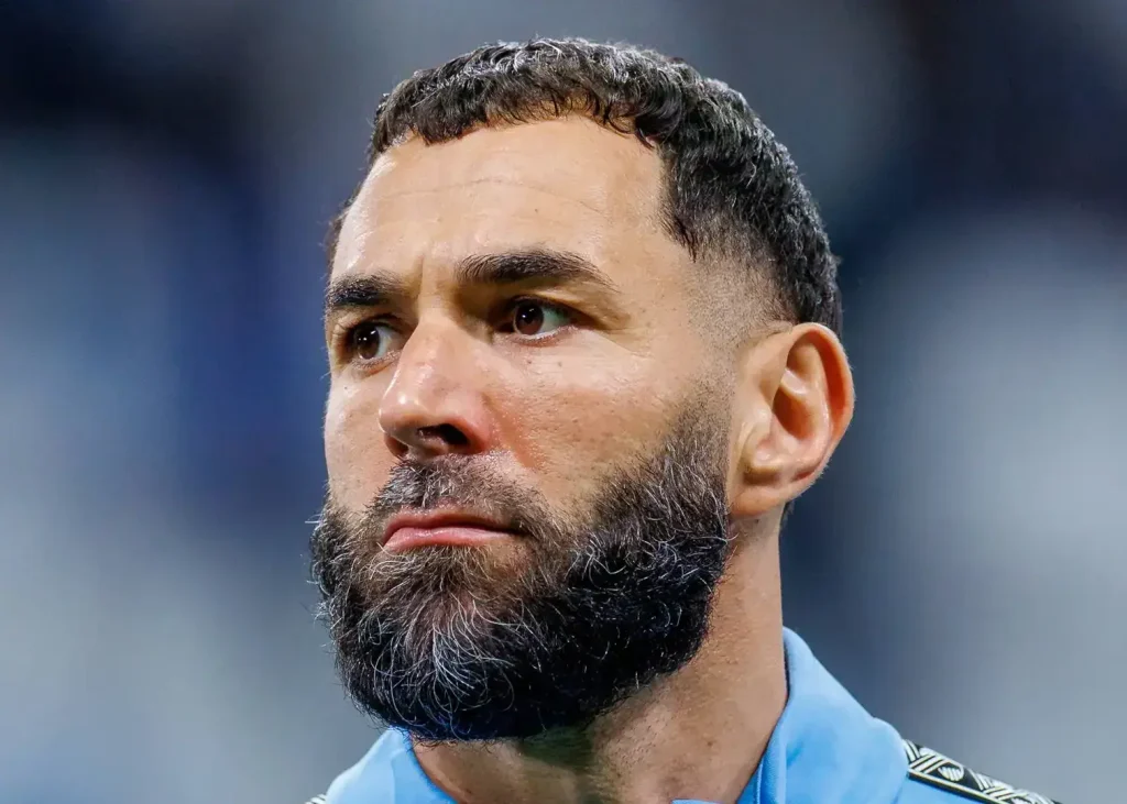 رسمی شد: بنزما با الهلال فسخ کرد