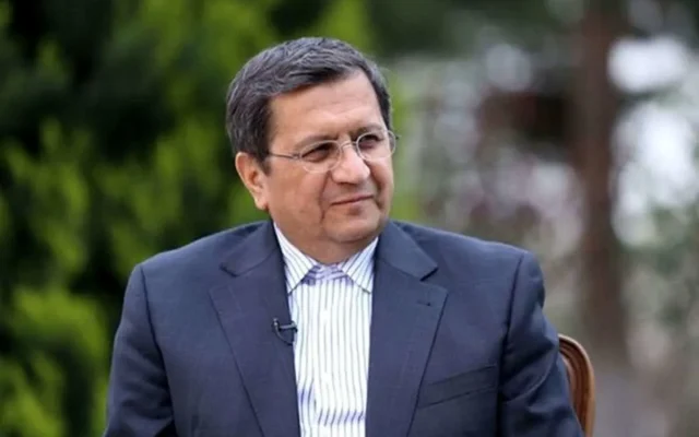همتی: اولویت بانک مرکزی جهت‌دهی منابع بانکی به سمت تولید است