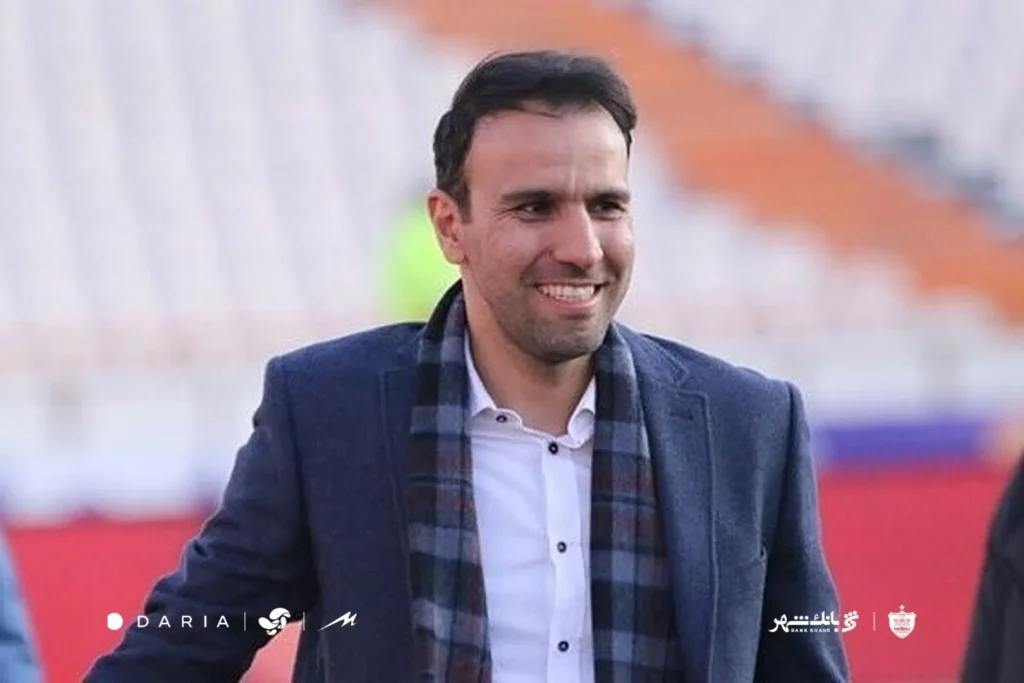 خلیلی: انتظار داریم دربی برگشت در ورزشگاه آزادی برگزار شود/ فتاحی با گوشی بازی دیگری را دیده!