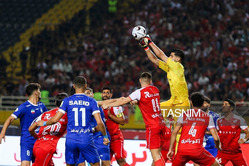تقسیم امتیاز استقلال و پرسپولیس؛ دربی تمام جذاب در نصف جهان