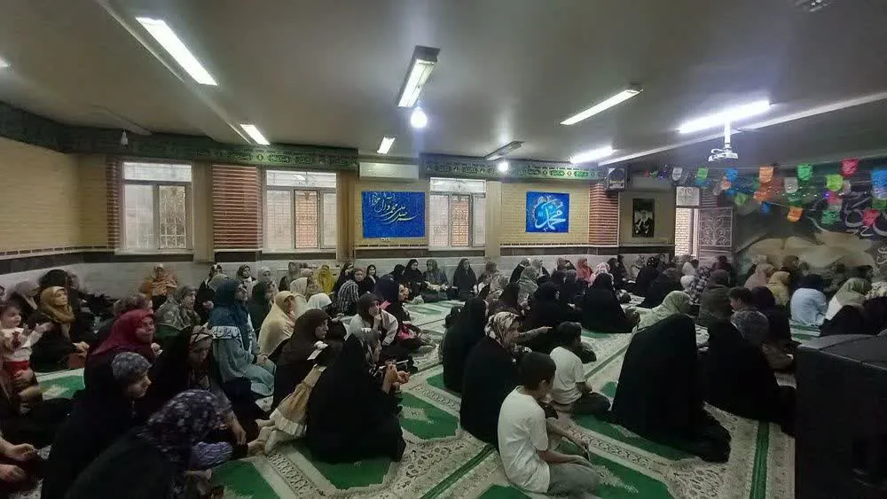 تواضع، مهربانی و قاطعیت؛ جلوه‌هایی از سیره پیامبر اکرم