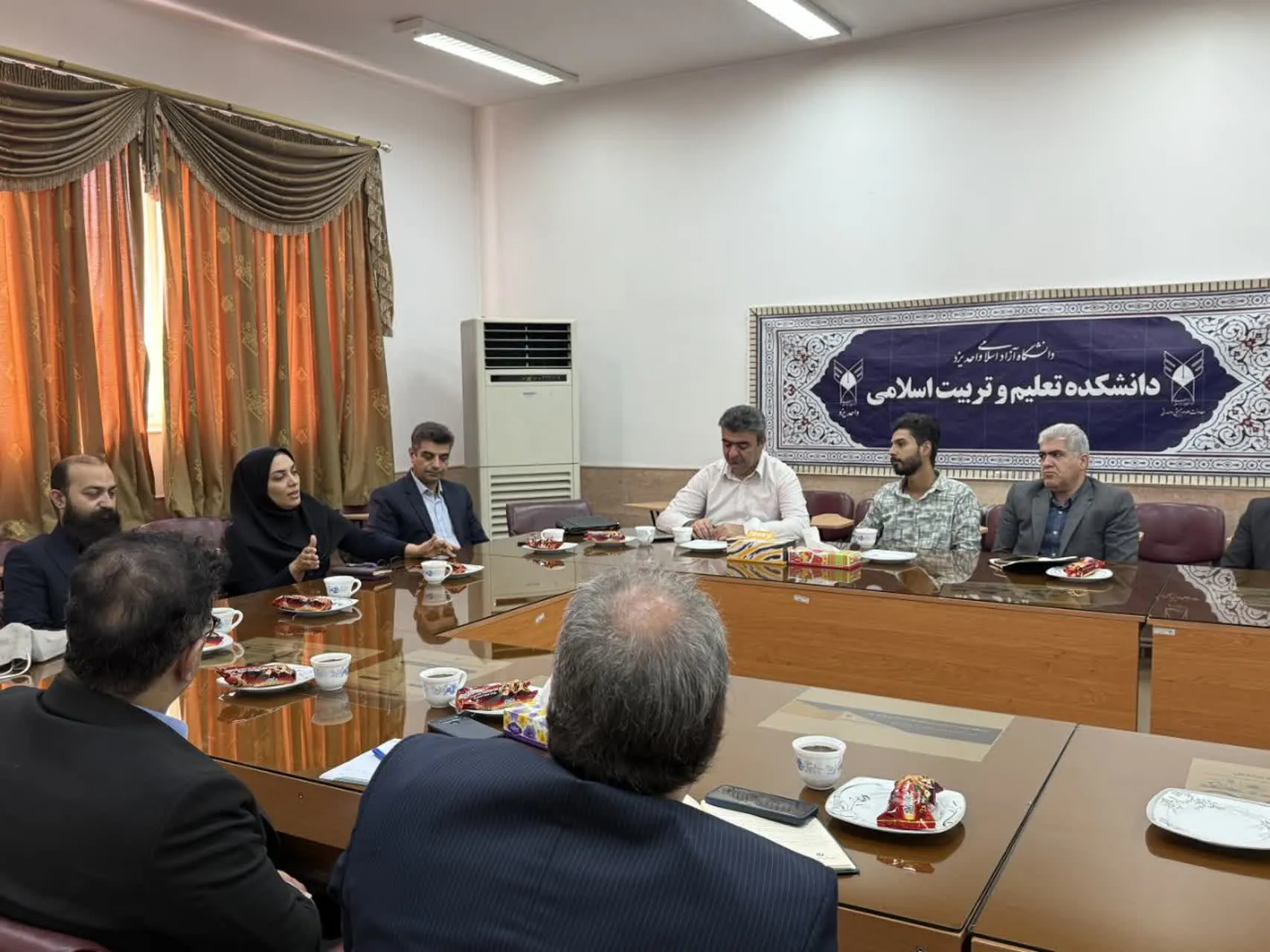 ابزار‌های متنوع تأمین مالی صندوق پژوهش دانشگاه آزاد؛ از کرادفاندینگ دانشگاهی تا تأمین مالی طرح‌های دانش‌بنیان