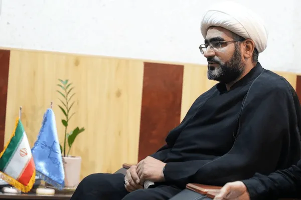 نهادهای فرهنگی در موضوع حجاب کم کاری نکنند