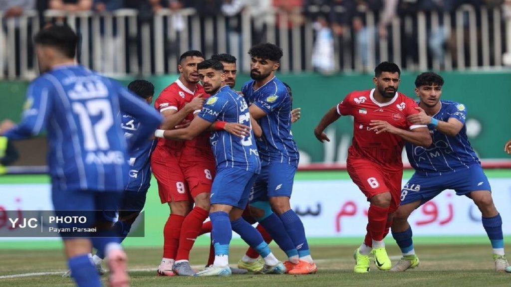 پرسپولیس - استقلال؛ نبرد سرخ و آبی در دیار زاینده رود