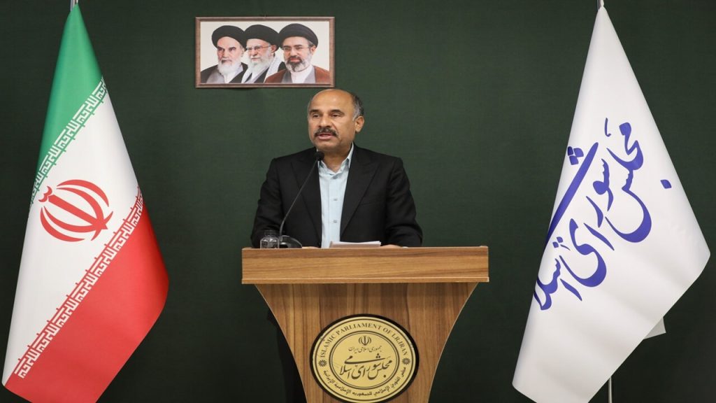 پاسخ‌های ایران به جنایات آمریکا باید محکم‌تر و دردآورتر باشد