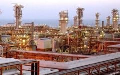 پالایشگاه‌های چینی پالایش نفت را کاهش می‌دهند