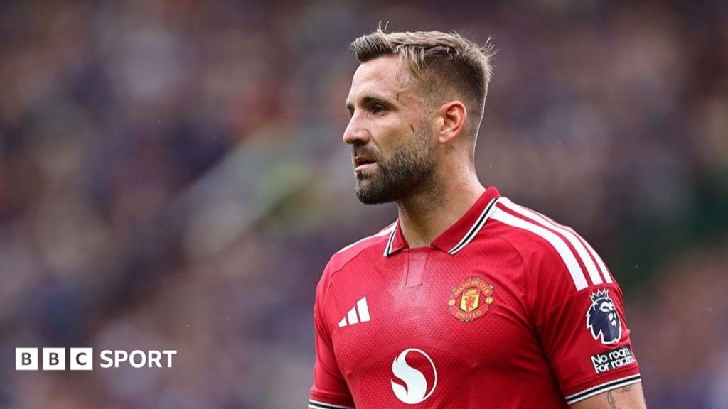Man Utd and their calculated left-back gamble