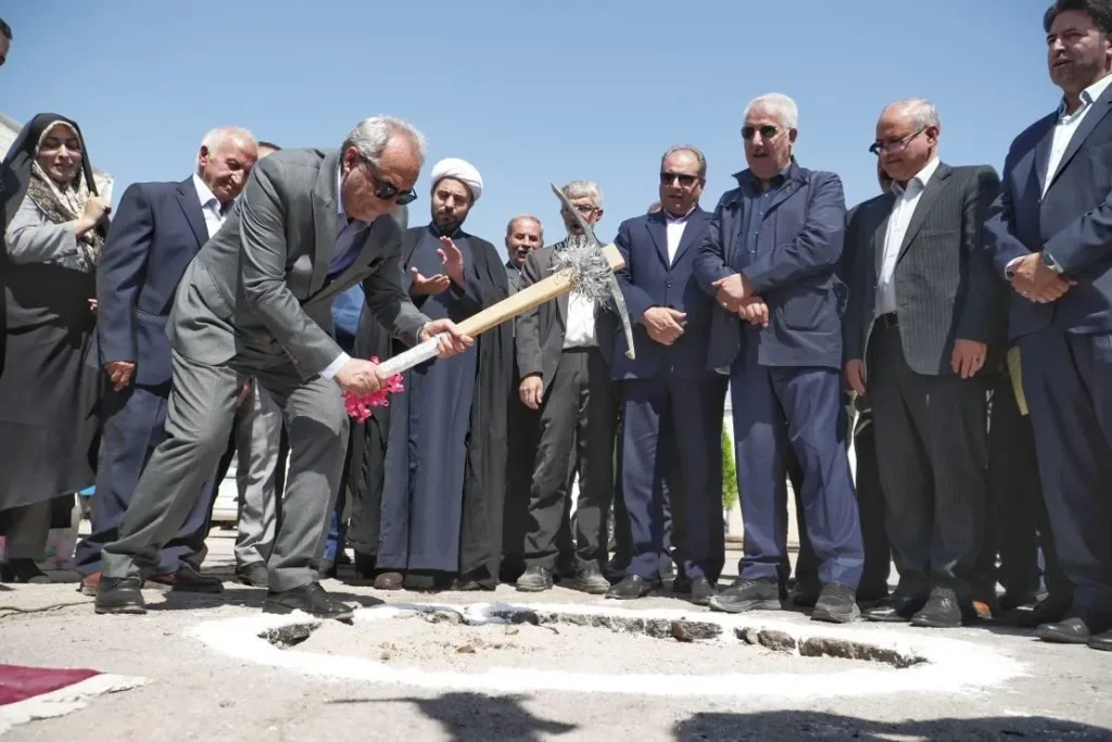 استاندار آذربایجان شرقی: قدردان خیرین مدرسهساز هستیم و در برابر عظمت کار آنها تعظیم میکنیم